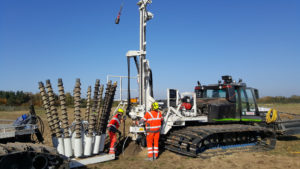 Bohren der Sprengbohrlöcher für die Schonende Sprengverdichtung