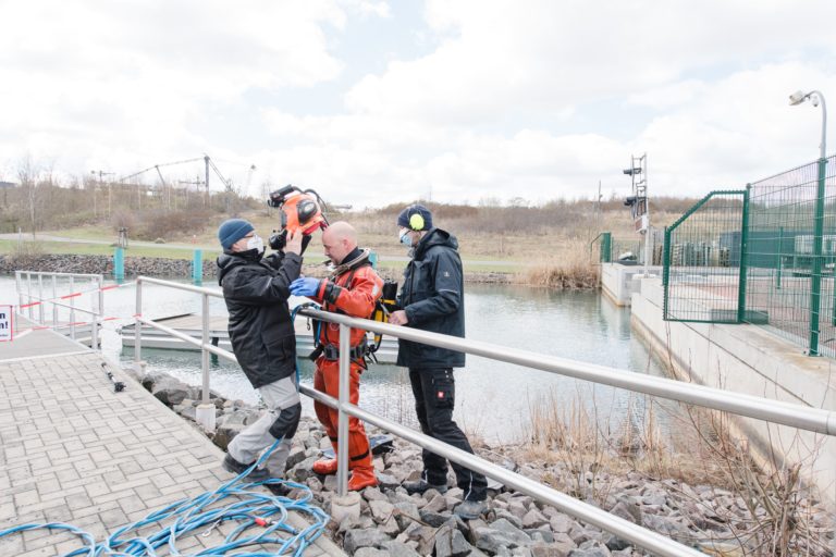 StoermthalerKanal Taucher 20210407 49