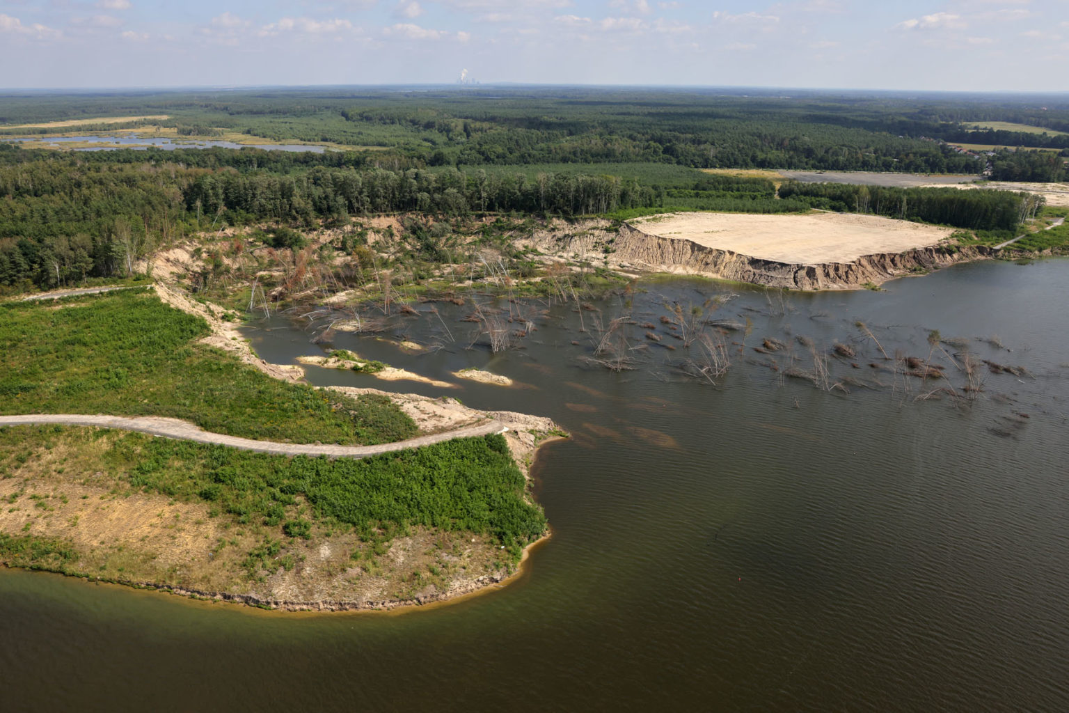 Setzungsfließen am Knappensee (2021)