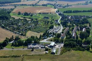 PRA 4879 Rositz Betriebsgelaende ehemals DEA und Blick auf Talstrasse