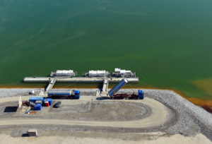 Sanierungsschiff Klara Beladestelle PRA 3789