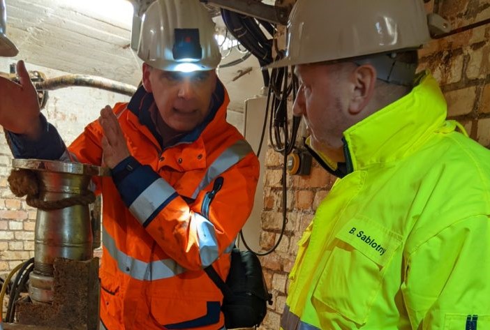 LMBV Roehrigschacht Wassereintritt 02 768x1024 bearb