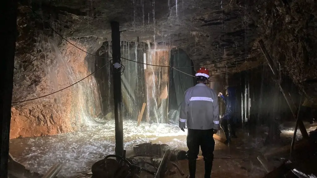 LMBV Wettelrode Roehrigschacht Wassereintritt 3 1