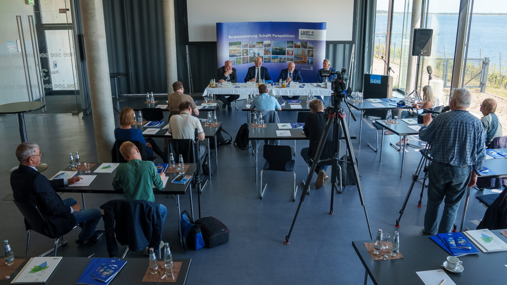 22 06 01 LMBV Pressemitteilung 100 Aufsichtsratsitzung 04