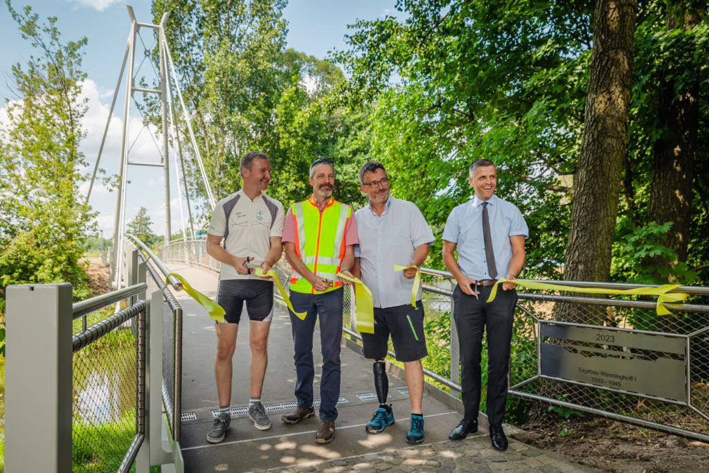 GM 20230712 Canon EOS 5D Mark IV GMHY1785 RAW s3900 sRGB