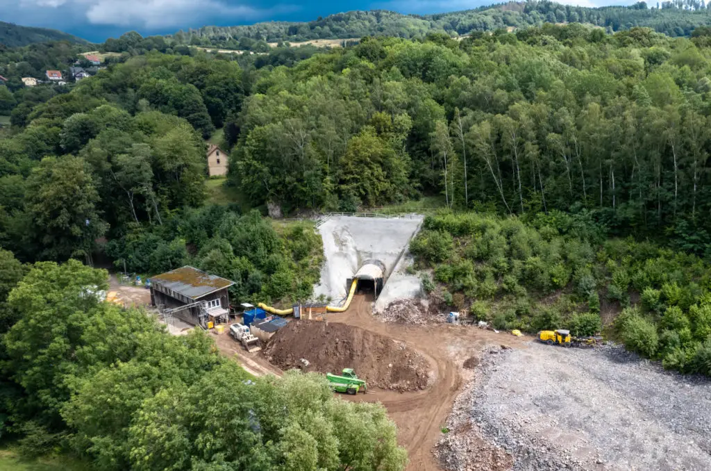 23 07 26 LMBV Steinachstollen Drohne 01 scaled e1692356422391