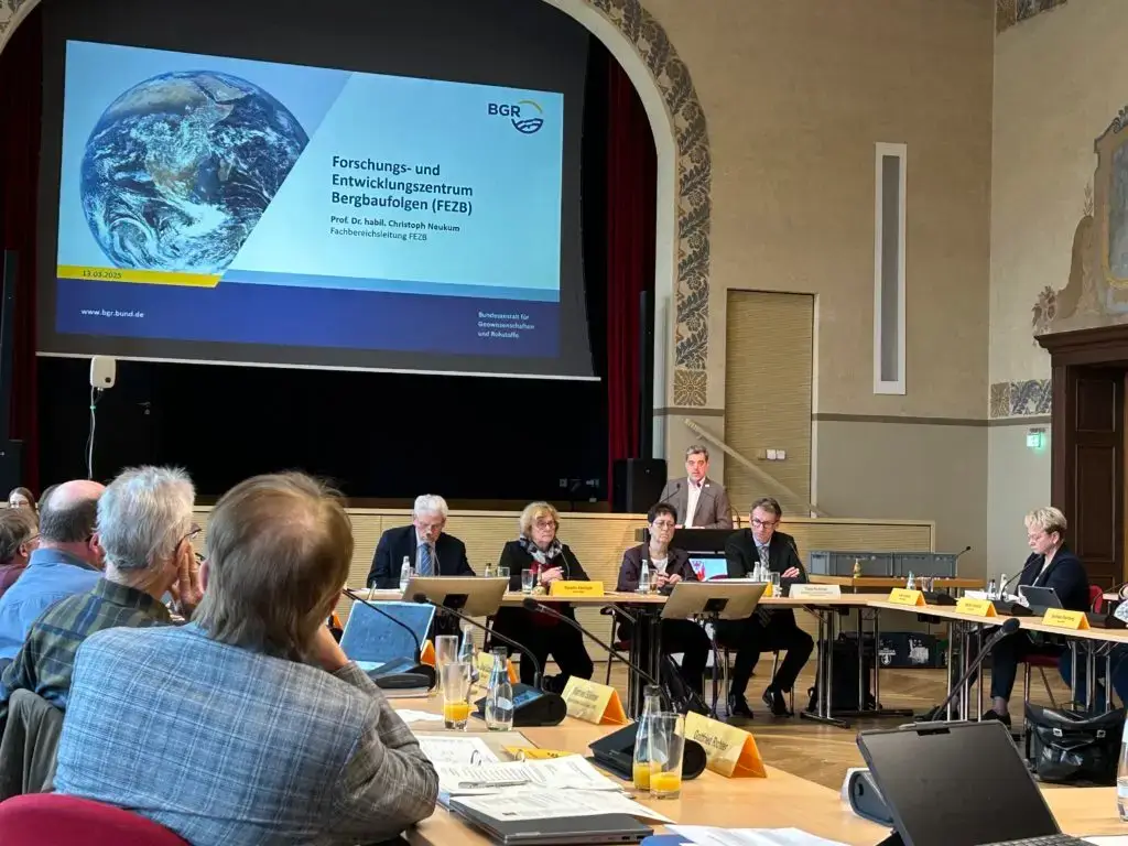 BGR Prof Neukum FEZB IMG 3896