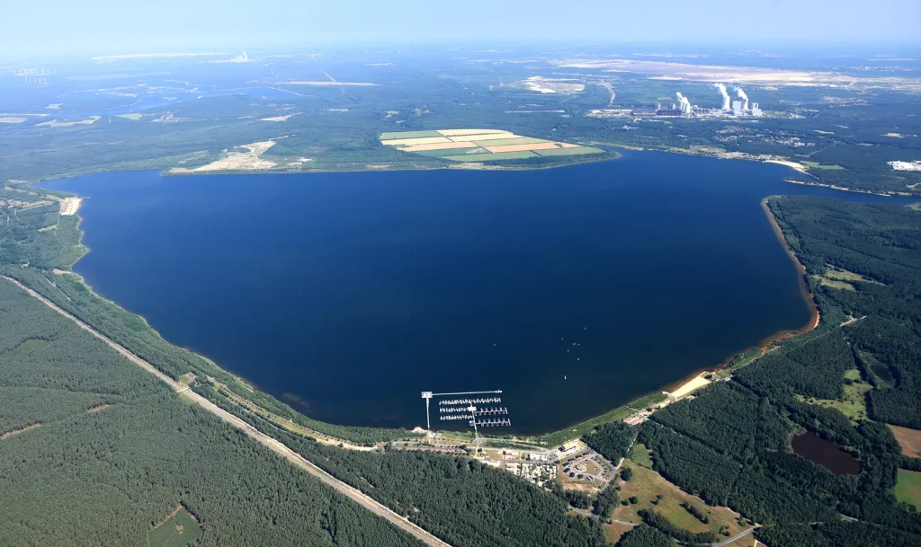 Baerwalder See 20240626 SR 2985 e1742550832855