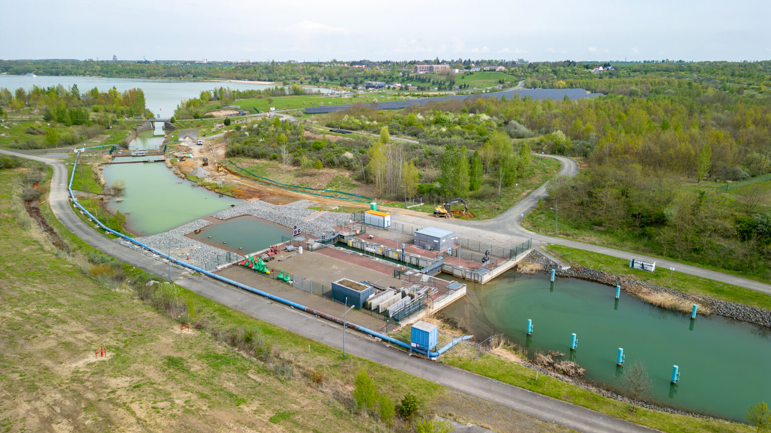 Schleuse mit Heberleitung