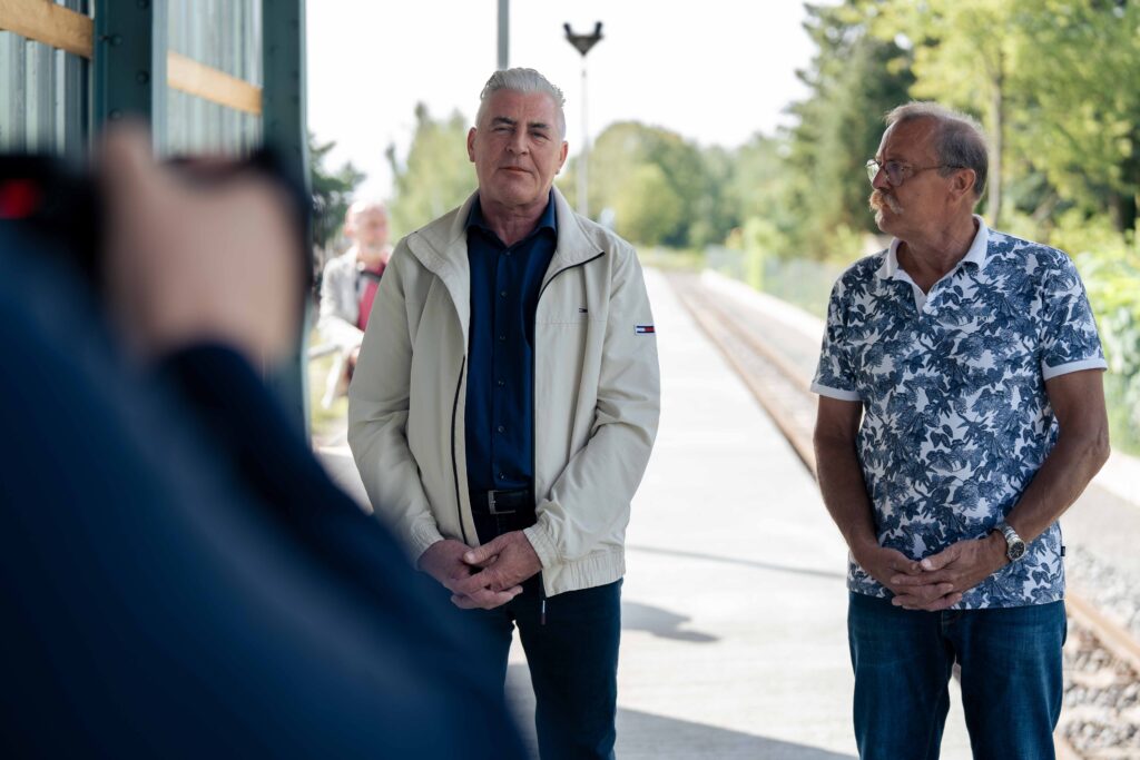 Mike Reichel (LMBV) und Dr. Karsten Waldenburger (Kohlebahnverein) informierten die Gäste zu der realisierten Baumaßnahme.