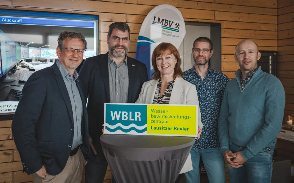 GM 20250922 Canon EOS R5 GMHY3799 sRGB