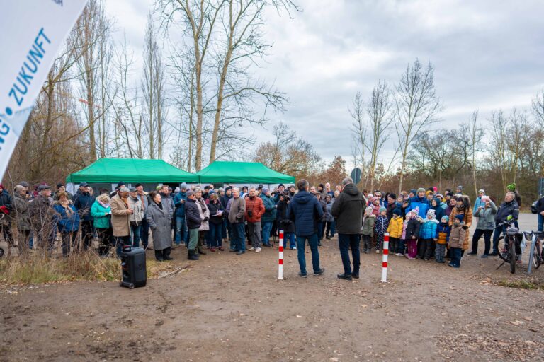 251128 ChristianKortuem EinweihungAussichtsturmStoentzsch 0833