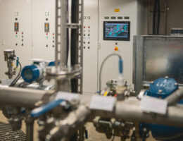 GM 20251110 Canon EOS R5 GMHY5940 sRGB