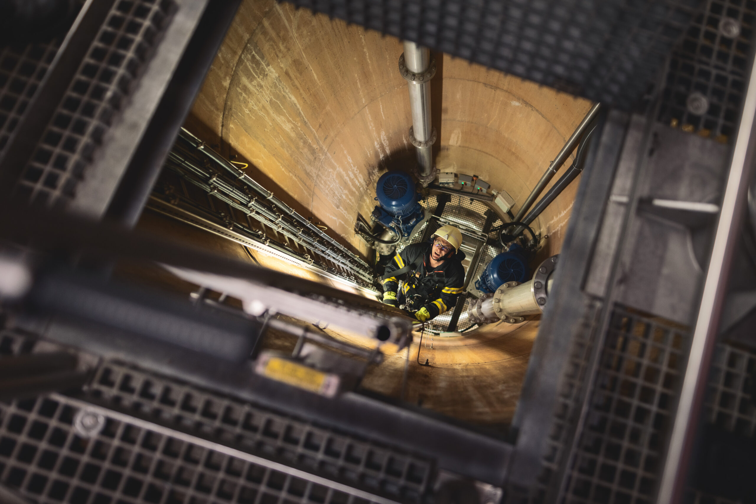 GM 20251110 Canon EOS R5 GMHY6124 sRGB scaled