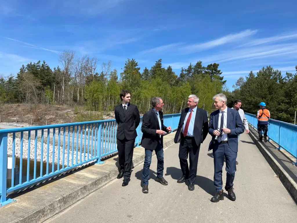 IMG 4964 MdB Knut Abraham bei LMBV mit Richter und Safarik