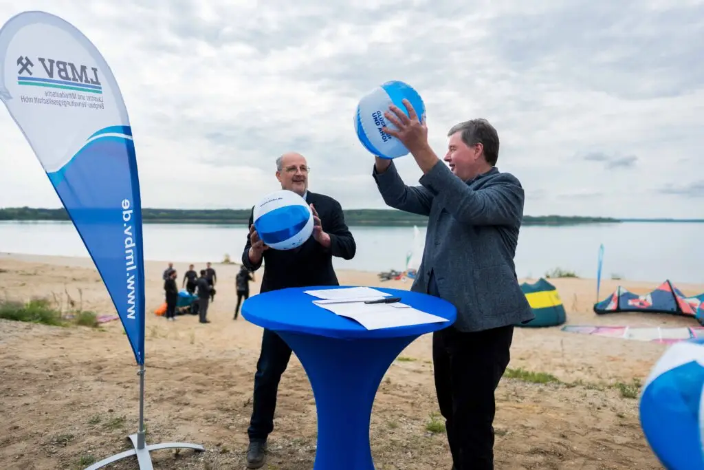 260505 ChristianKortuem Einweihung SeelhausenerSee 3357