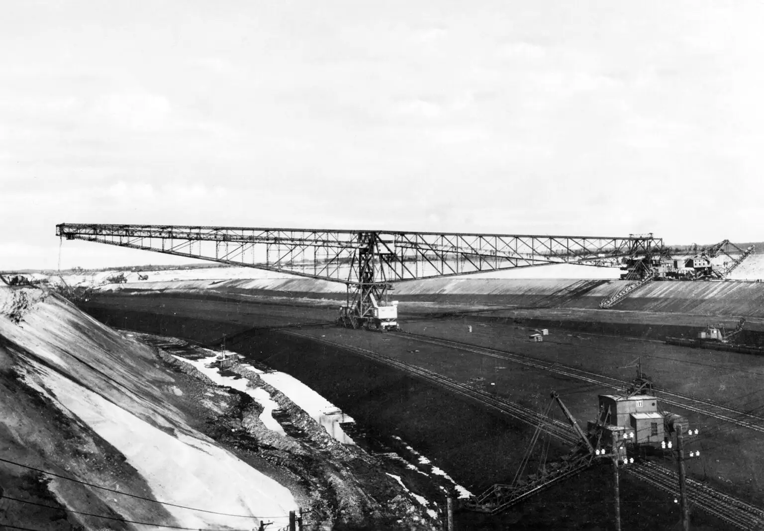 Abraumfoerderbruecke Ilse Ost 1931 sw
