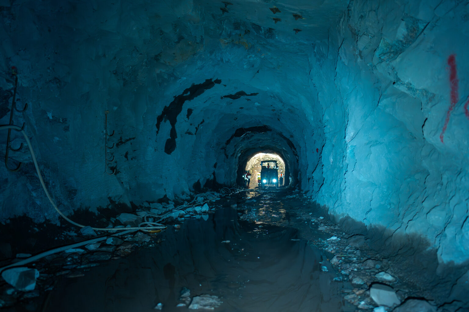 Bohrungen im Neuen Steinbachstollen (LMBV)