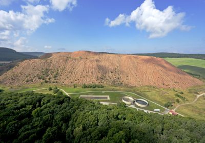 Liegenschaft und Halde Bischofferode der Lausitzer und Mitteldeutsche Bergbau-Verwaltungsgesellschaft, LMBV, Bereich Kali Spat Erz (KSE).